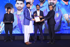 Cricket Venture presented souvenirs to ACB Leadership and Board Members at the APL Grand Launch Event