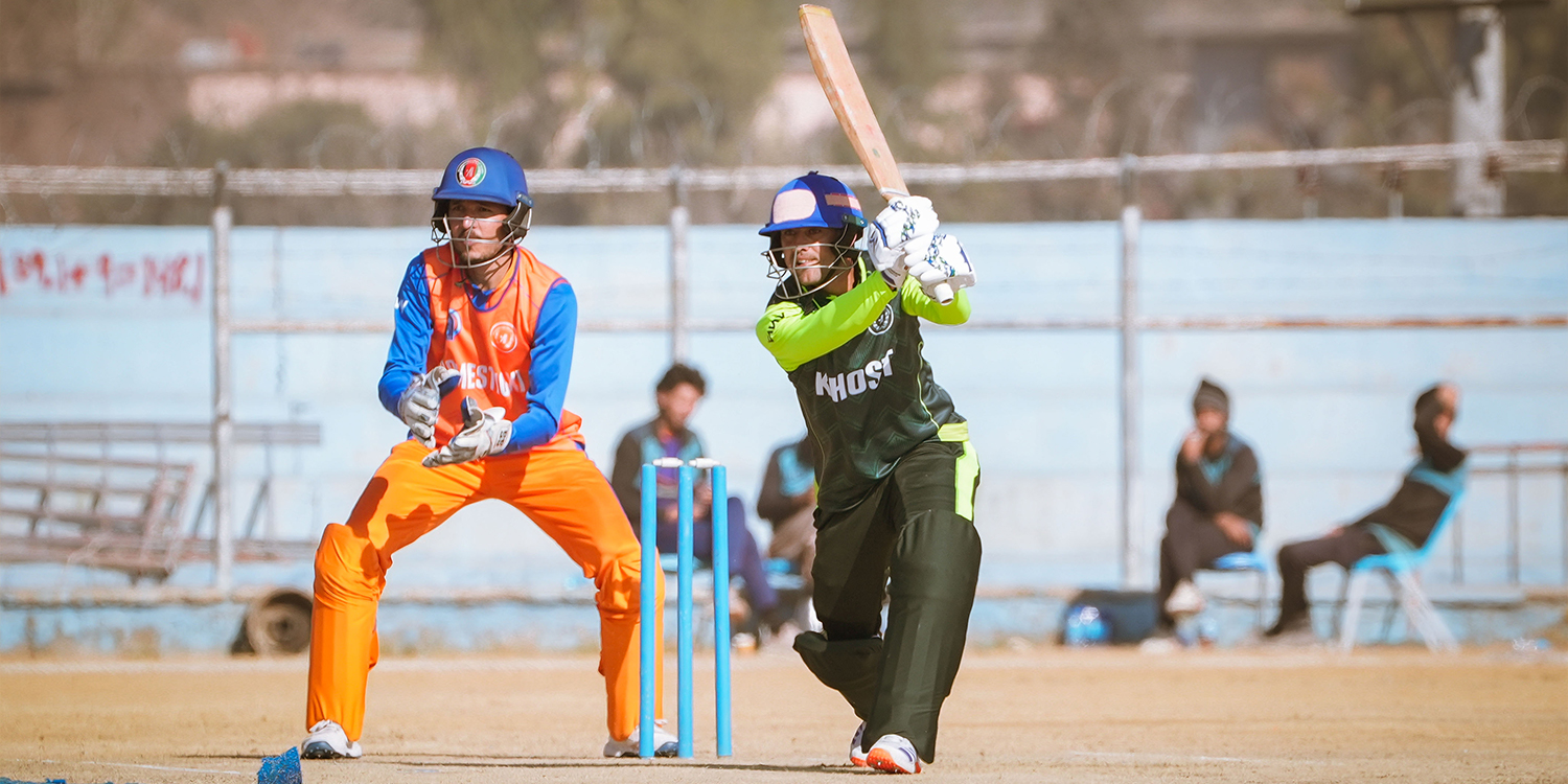 خوست په ۲۷ منډو ډومیسټیک ایلېون ته ماتې ورکړه!